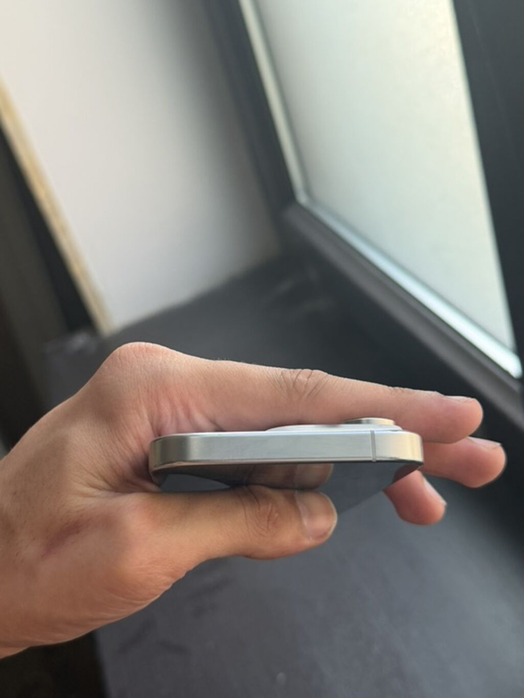 IPhone 16 Pro, 128 GB, White Titanium, Zəmanət, Simsiz şarj, Face ID — Apple iPhone, Bakı (6)