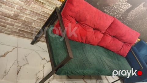 20 eded demir divanlar satilir olcu 1.50 eni 0.65 dərinliyi Her biri