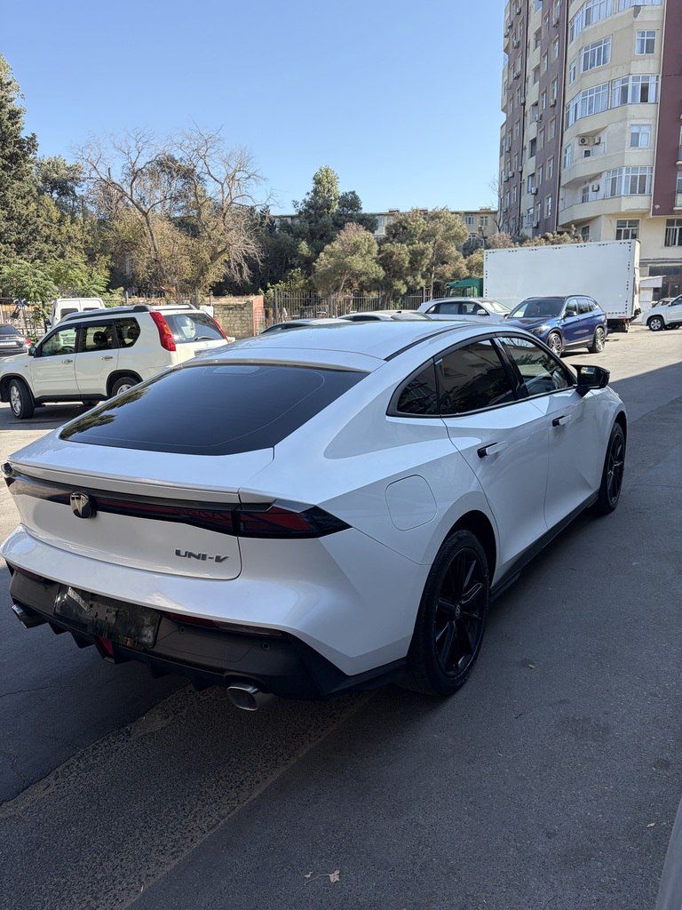 Changan Uni-V iDD, 1.5 L, 18.4 kWh, 2023 il, 95 000 km — Avtomobillər, Bakı (4)