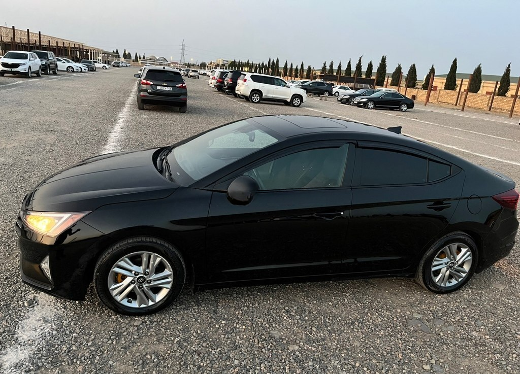 Hyundai Elantra, 2020 il, 90470 km — Avtomobillər, Gəncə (9)