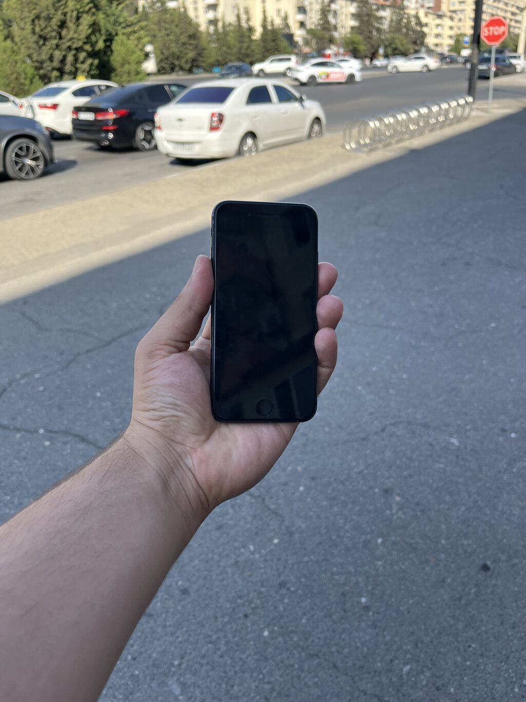 IPhone SE 2020, 64 GB, Qara — Apple iPhone, Bakı (2)