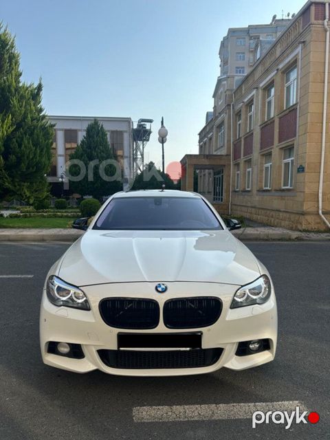 BMW 528, 2.0 L, 2014 il, 230 000 km