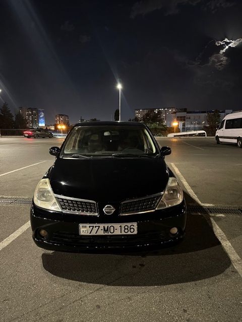 Nissan Tiida, 1.6 L, 2008 il, 240 000 km — Bakı