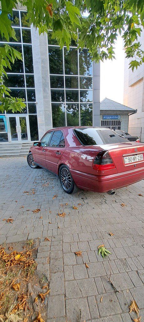Mercedes C 180, 1.8 L, 1994 il, 500 000 km — Avtomobillər, Qəbələ (2)