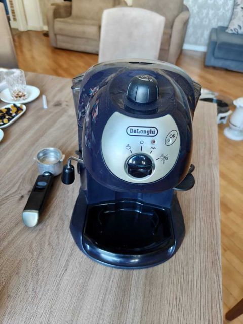Qəhvə aparatı De’Longhi — Bakı