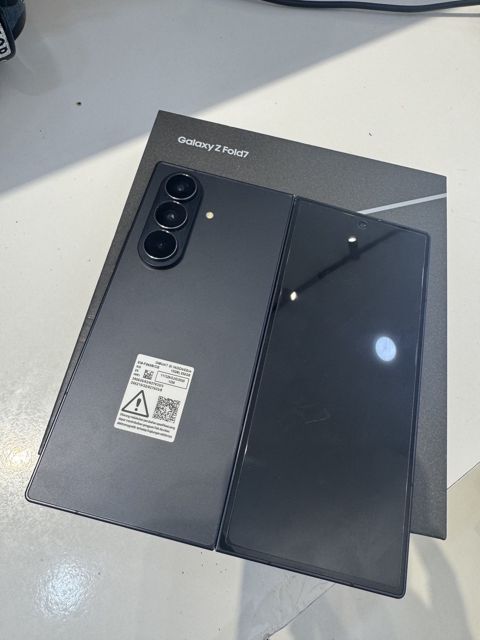 Samsung Galaxy Z Fold 7 Jet Black 256GB/12GB — Bakı