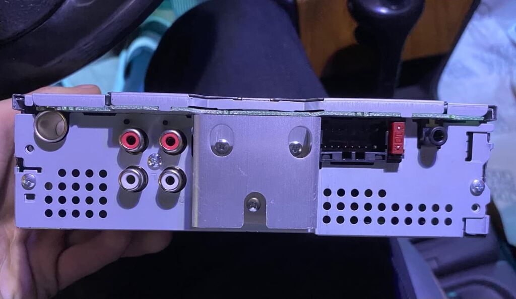 Pioneer MVH-S125UI təpptəzədi 1 2 həfdə işlətmişəm cızığı belə yoxdu — Elektronika, Gəncə (4)