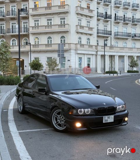 BMW 528, 2.8 L, 1999 il, 205 000 km