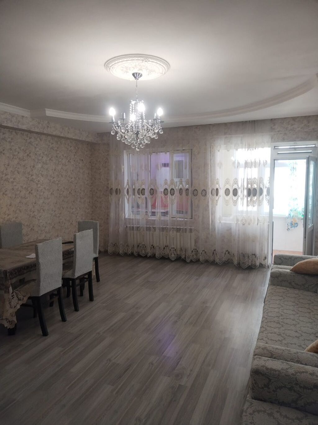 3 otaqlı mənzil – geniş zal, ayrıca yataq otaqları və mətbəx — Daşınmaz əmlak, Xırdalan
