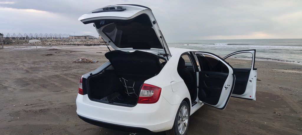 Skoda Rapid, 1.6 L, 2014 il, 249 000 km — Avtomobillər, Bakı (6)