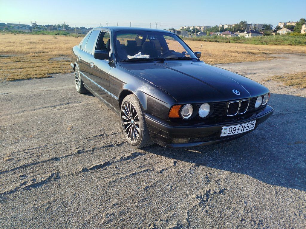 BMW 520, 2.0 L, 1993 il, 183 000 km — Avtomobillər, Bakı (2)