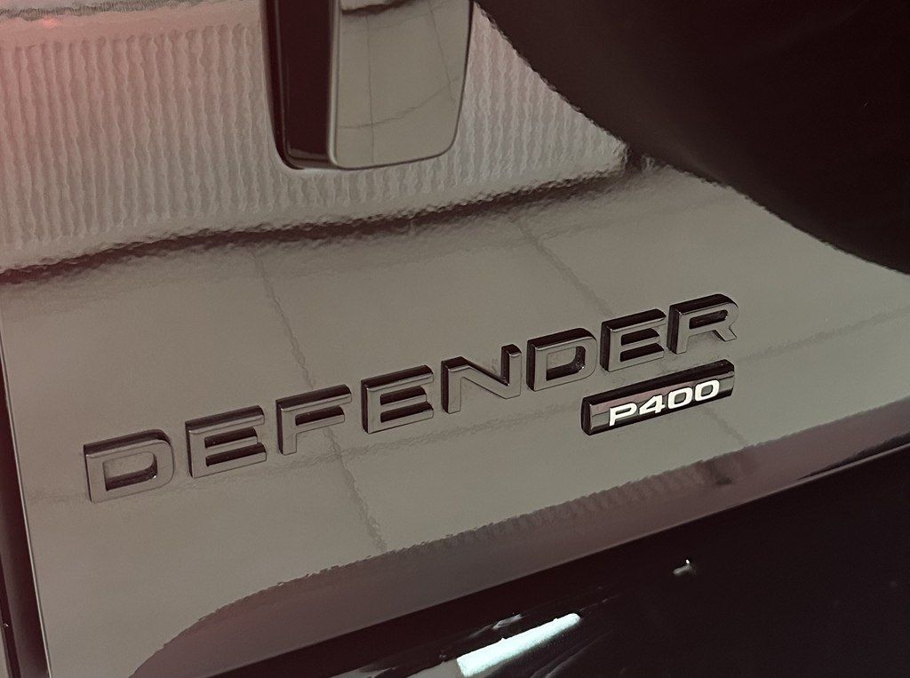 Land Rover Defender, 3.0 L, 2023 il, 27 000 km — Avtomobillər, Bakı (9)