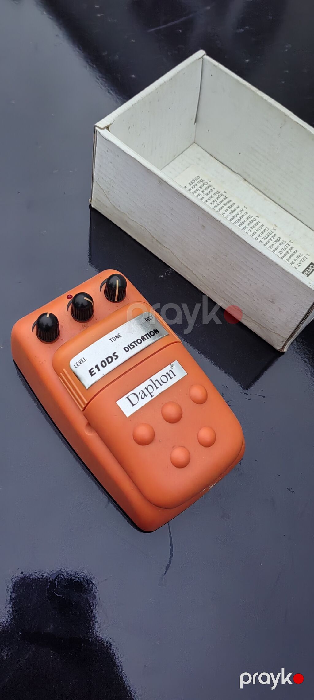 Daphon E10DS fuzdistorstion gitara .və saz pedalı. Cox az işlənib — Musiqiə alətləri, Gəncə