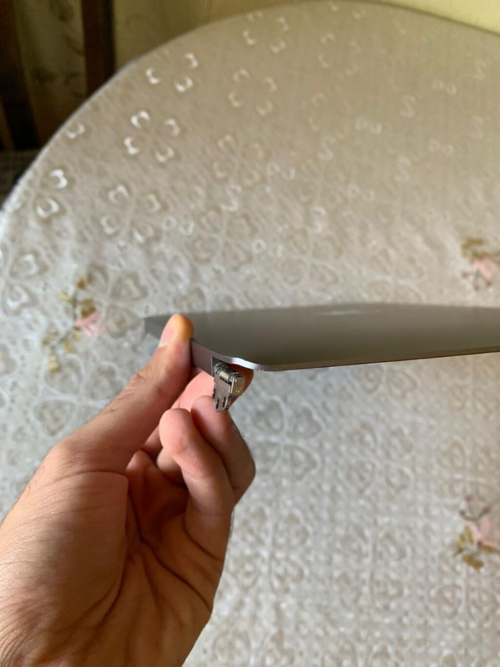 Salam. a2337 M1 Macbook air ekranı.Ekran özü xarabdır.LCD — Apple Macbook, Bakı (3)