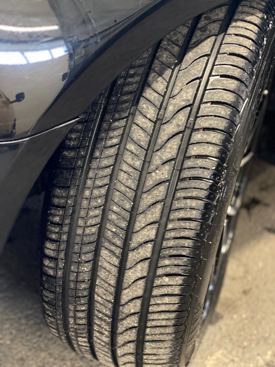 Hyundai təkərləri 225.55 R17 — Ehtiyat hissələri və aksesuarlar, Bakı (2)