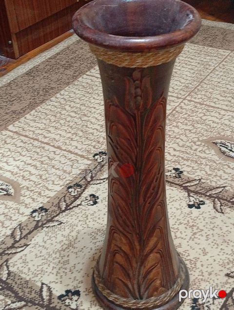 Təmiz kiramikadan gül qabı Tayland istehsalı əl ilə işlənilib. Ünvan