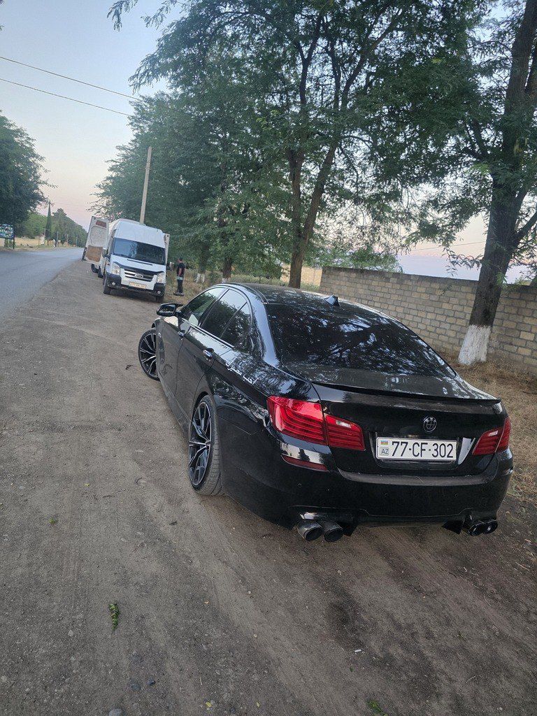 BMW 528, 2.0 L, 2014 il, 232 000 km — Avtomobillər, Bakı (4)