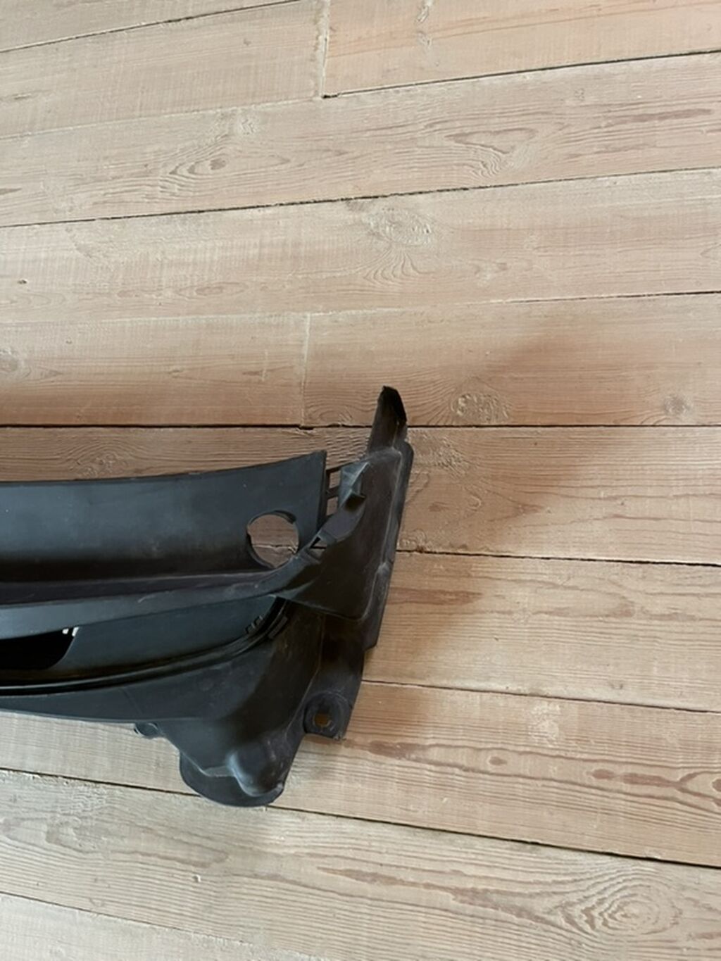 Avtomobil üçün ön şüşə altlığı (küləkaltı/cowl panel) – plastik — Ehtiyat hissələri, Sanqaçal (2)