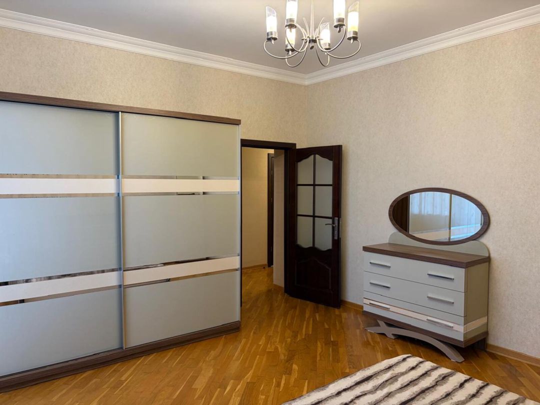 3-otaqlı yeni tikili kirayə verilir, Koroğlu Rəhimov küç., 152 m² — Mənzil, Bakı (2)