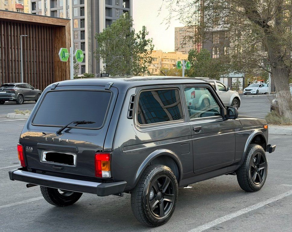 Lada (VAZ) Niva, 1.7 L, 2022 il, 142 000 km — Avtomobillər, Bakı (4)