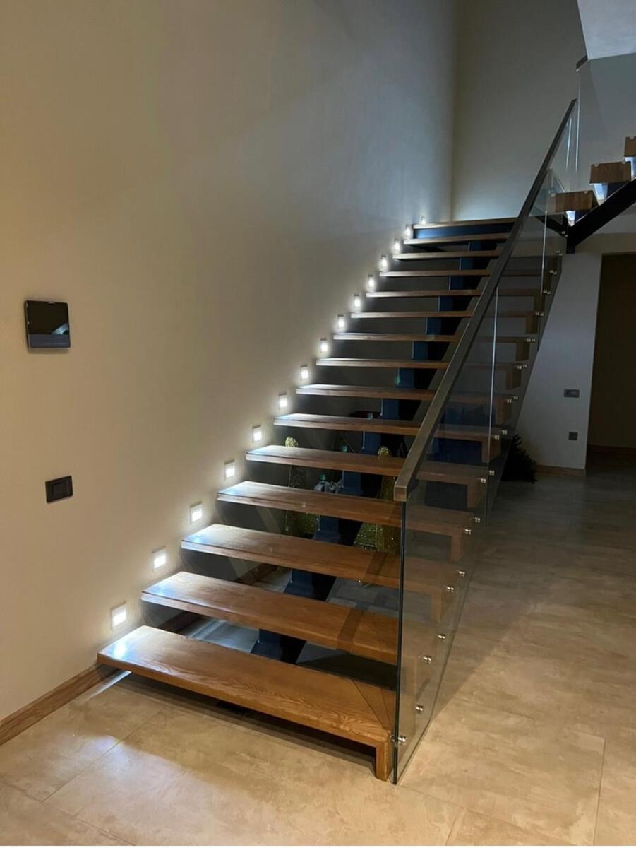 Göyüş ağacından pilləkənlər — Təmir və inşaat, Bakı (2)
