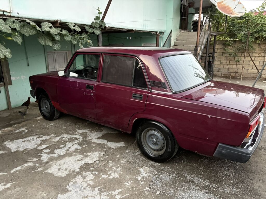 VAZ 2107 sedan - Kuzov: 4 qapılı sedan, tünd qırmızı/bordo rəng — Avto, Horadiz (5)