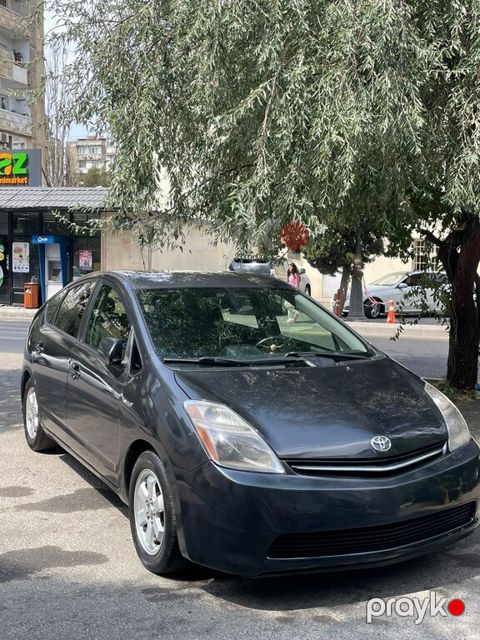 Toyota Prius, 1.5 L, 1.3 kWh, 2007 il, 268 000 km
