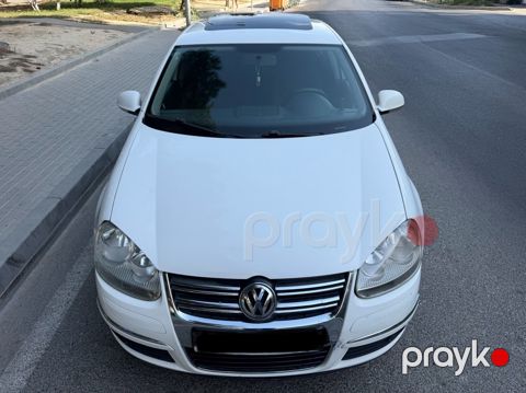 Volkswagen Jetta, 1.6 L, 2010 il, 243 000 km