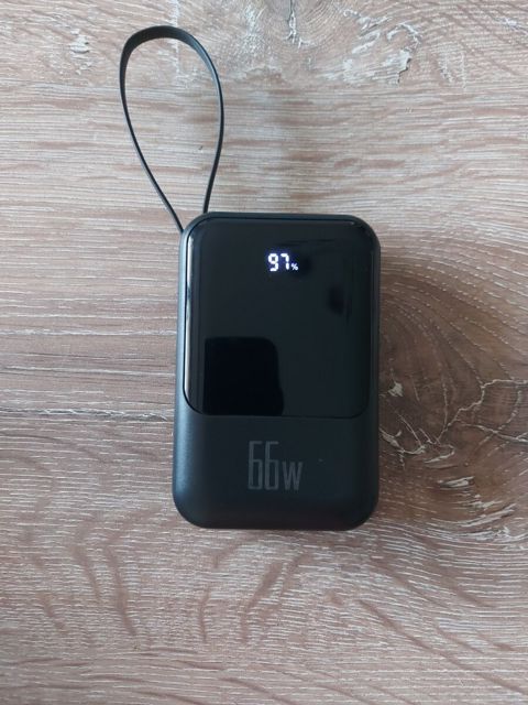 Power bank — Bakı