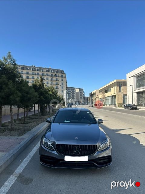 Mercedes C 300, 2.0 L, 2018 il, 145 000 km — Bakı