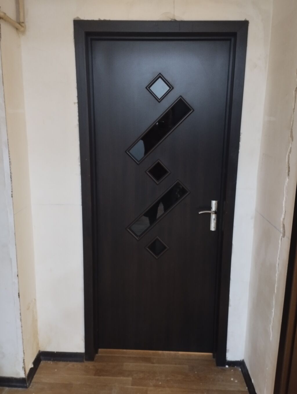 Müasir dizaynlı otaq/qapı paneli - Material: qaranlıq ağac teksturalı — Mallar, Digah (3)