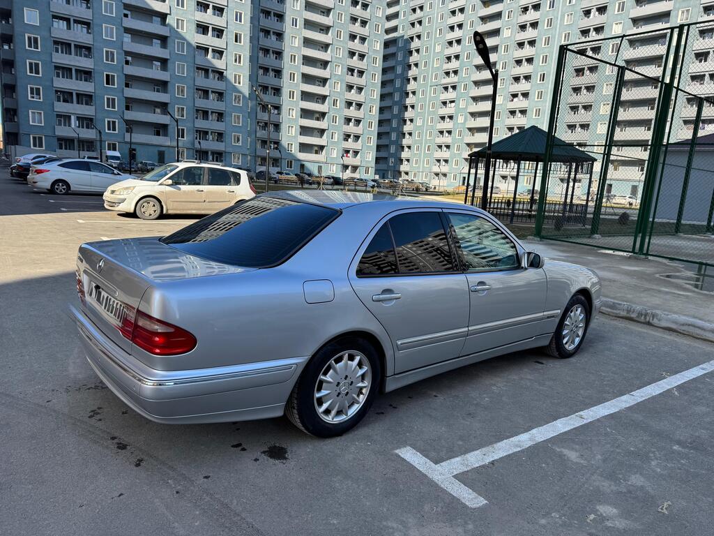 Mercedes E 240, 2.4 L, 2001 il, 290 000 km — Avtomobillər, Bakı (3)