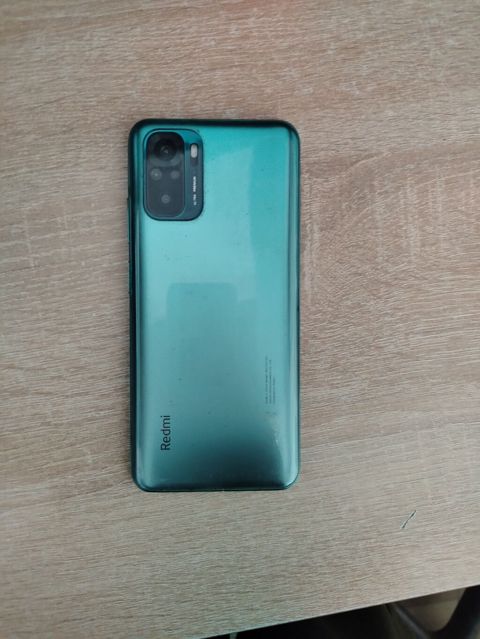 Redmi smartfon not 10 ram 4 yaddas64gb - Model: Redmi (AMOLED ekranlı — Xaçmaz
