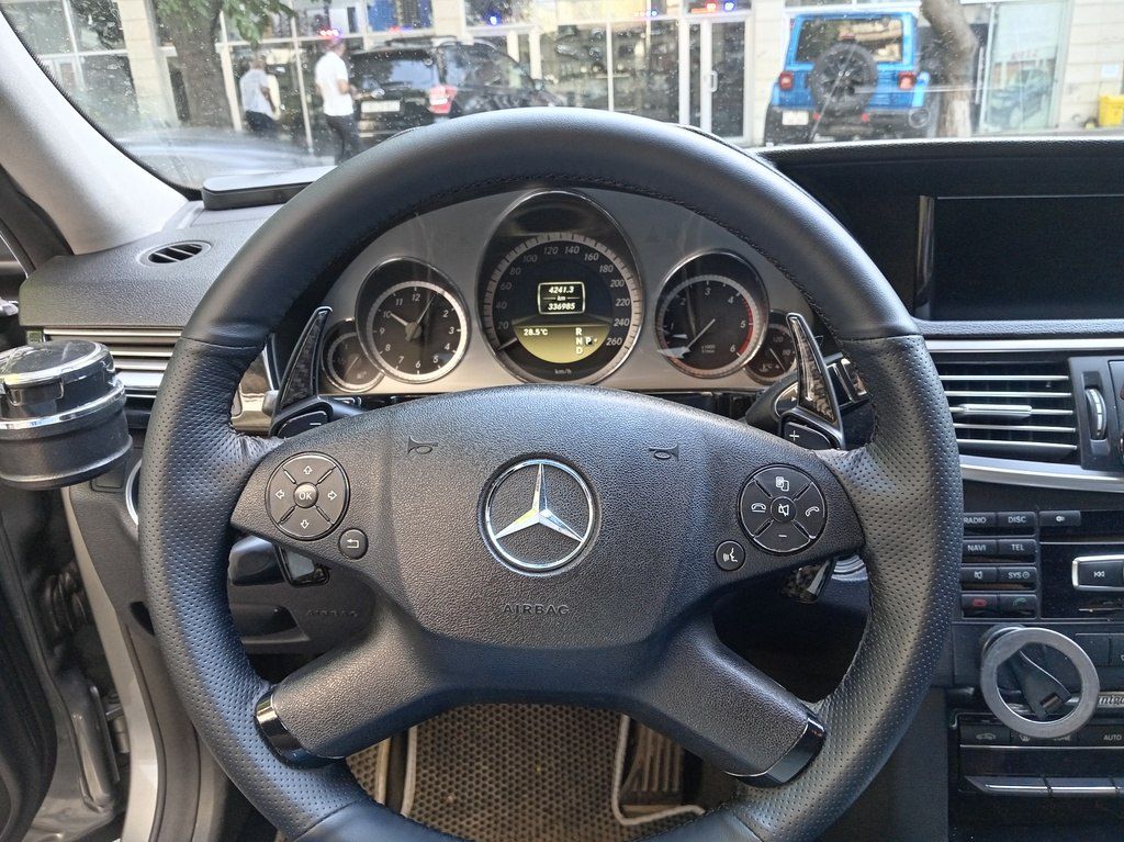 Mercedes E 250, 2.1 L, 2011 il, 336 000 km — Avtomobillər, Bakı (7)