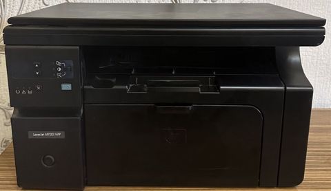 Hp LaserJet M1132 MFP İşlək vəziyətdədir. Çap, ksereks və skan üçü — Bakı