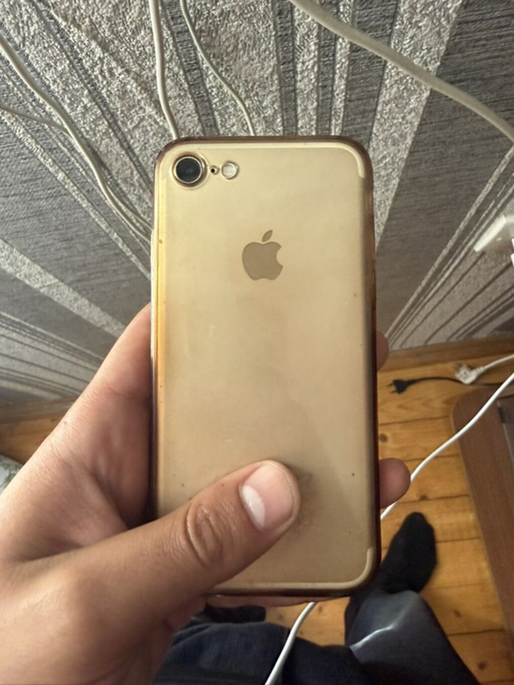 IPhone 7, 32 GB, Qızılı, Barmaq izi, Face ID — Apple iPhone, Bakı (2)
