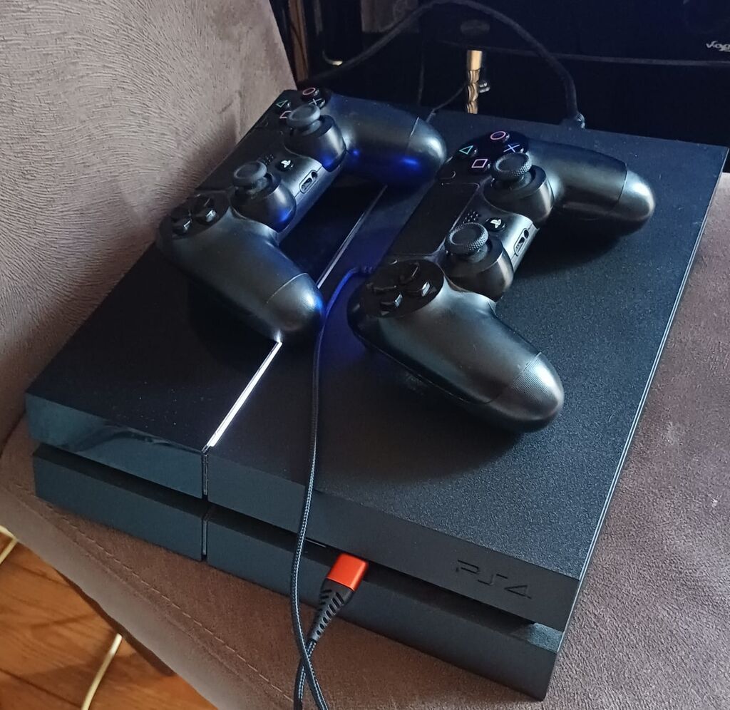 Sony PlayStation 4 (PS4) oyun konsolu Mortal Kombat 11,e-futboll var — Elektronika, Bakı (2)