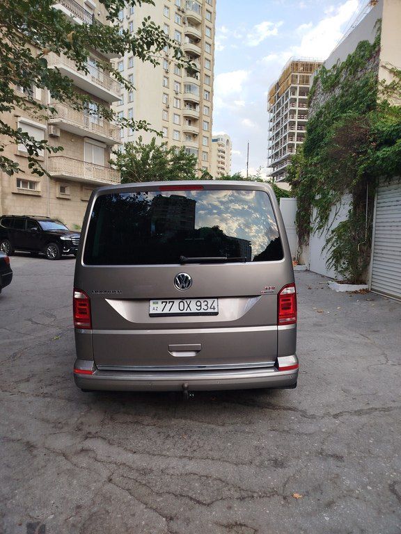 Volkswagen Multivan, 2.0 L, 2018 il, 141 857 km — Avtomobillər, Bakı (3)