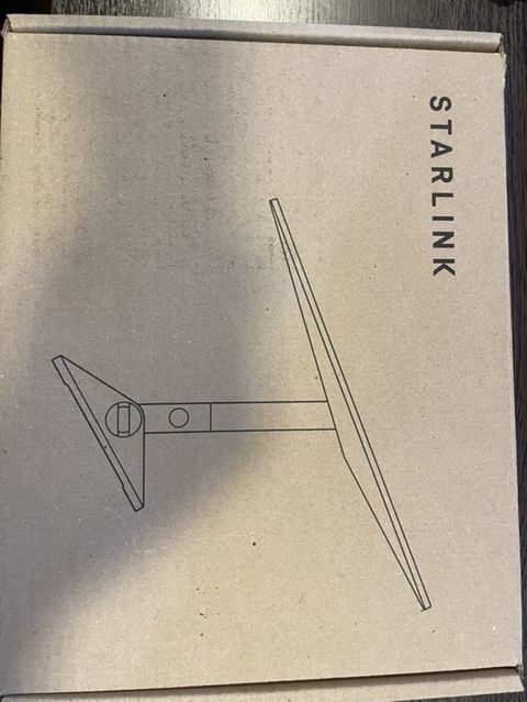 Starlink – Divar üçün montaj dəsti Məhsul: Starlink peyk antenası — Bakı