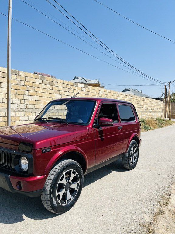 Lada (VAZ) Niva, 1.7 L, 2020 il, 83 000 km — Avtomobillər, Bakı (4)