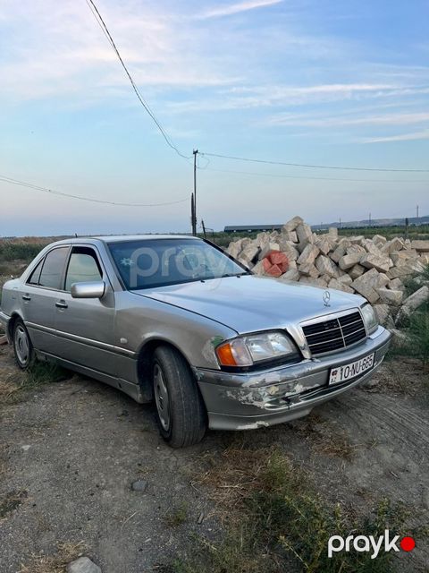 Mercedes C 180, 1.8 L, 1997 il, 247 600 km