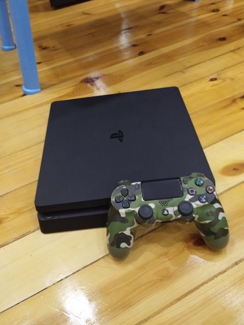 PS4 Slim — Bakı