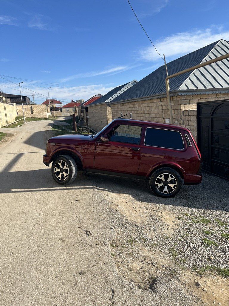 Lada (VAZ) Niva, 1.7 L, 2020 il, 83 000 km — Avtomobillər, Bakı (9)