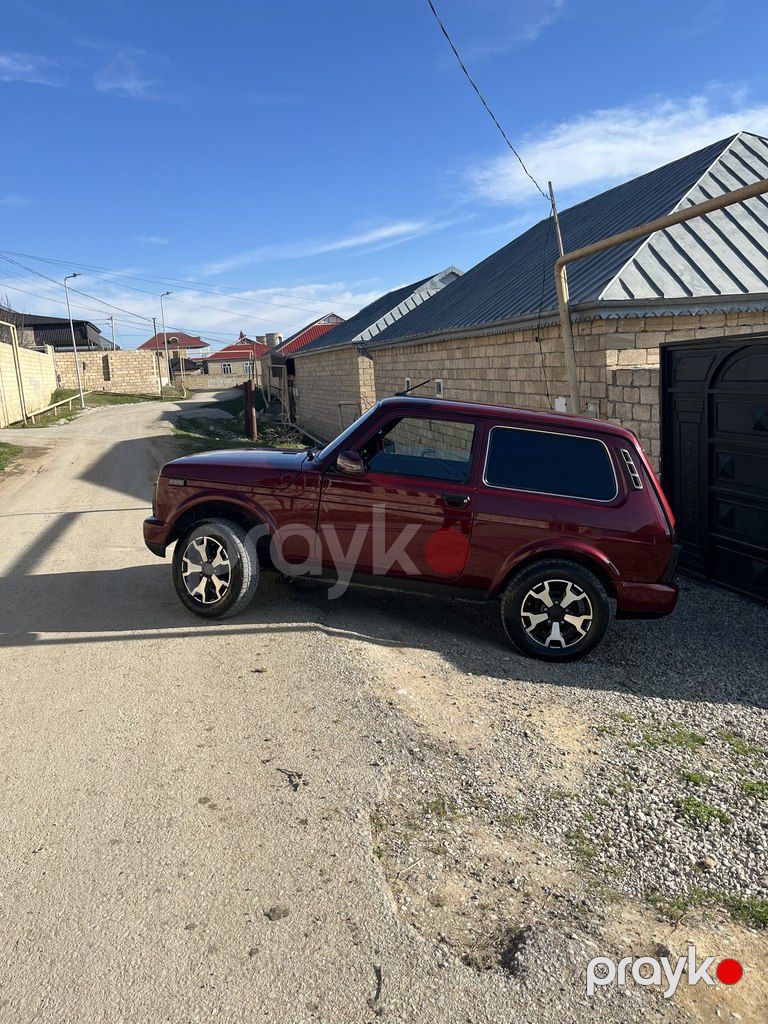 Lada (VAZ) Niva, 1.7 L, 2020 il, 83 000 km — Avtomobillər, Bakı (9)