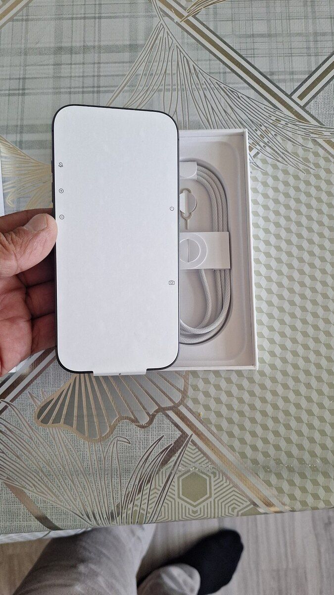 Apple iPhone 17e Black 256GB/8GB — Smartfonlar, Bakı (3)