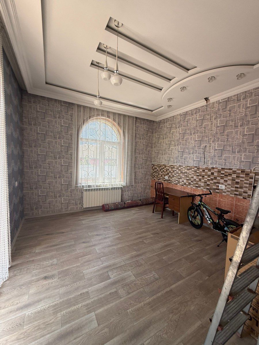 Villa, Azadlıq m — Ev, villa, Bakı (8)