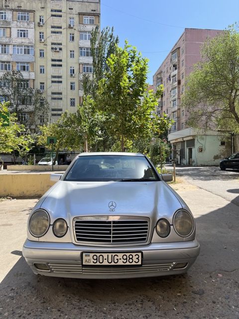Mercedes E 230, 2.3 L, 1996 il, 452 246 km — Sumqayıt