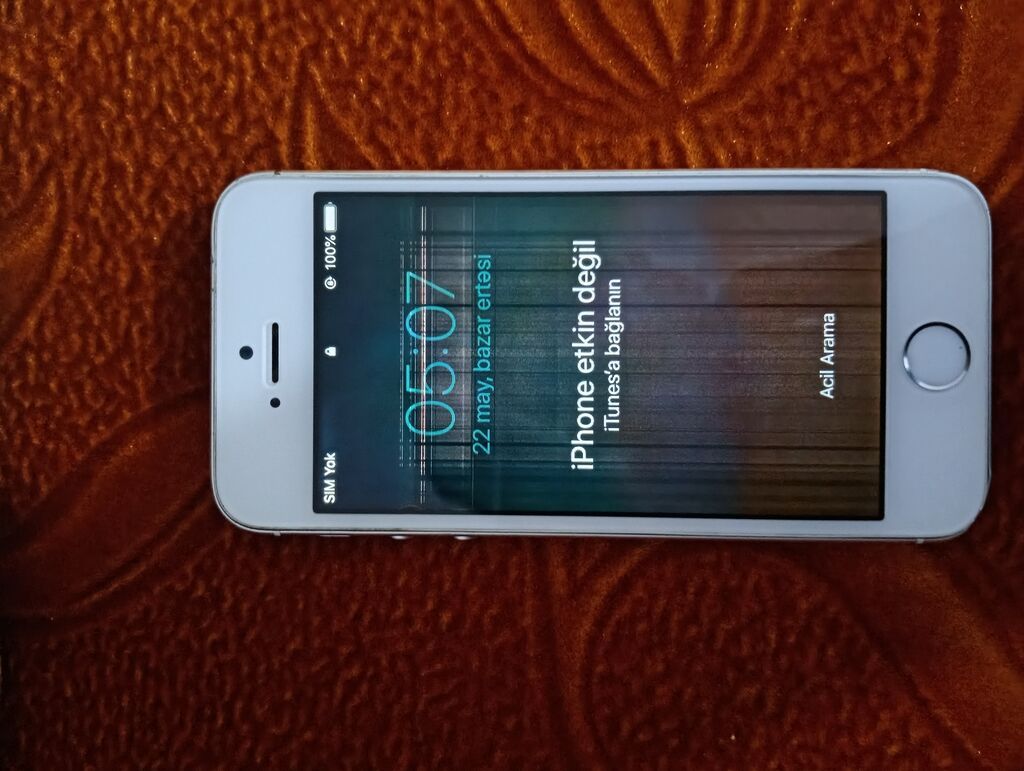 IPhone 5s, Gümüşü, Qırıq — Apple iPhone, Sumqayıt (3)