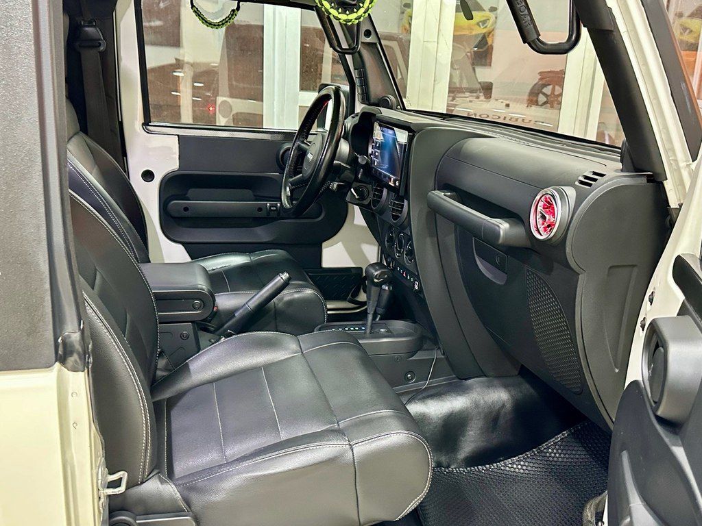 Jeep Wrangler, 3.8 L, 2008 il, 255 000 km — Avtomobillər, Bakı (10)