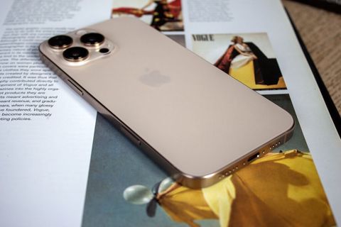 IPhone 16 Pro Max, 256 GB, Desert Titanium — Bakı